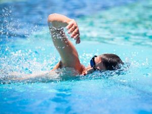 Các kỹ thuật bơi Ếch cơ bản mà ai cũng cần phải biết