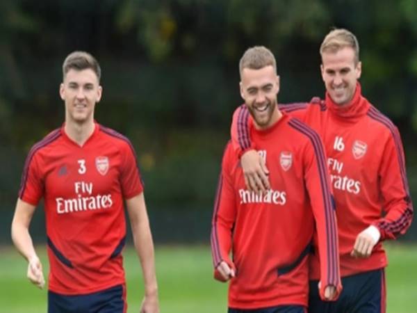 Chuyển nhượng Arsenal 17/7: Holding, Tierney có thể rời Emirates